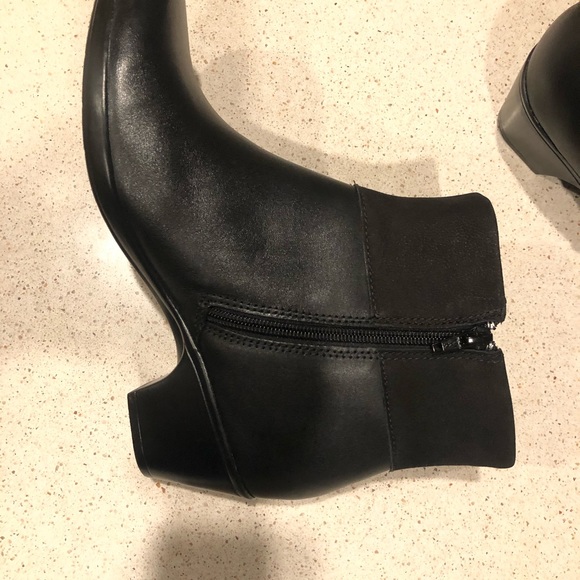 Clark’s Booties - Picture 3 of 4